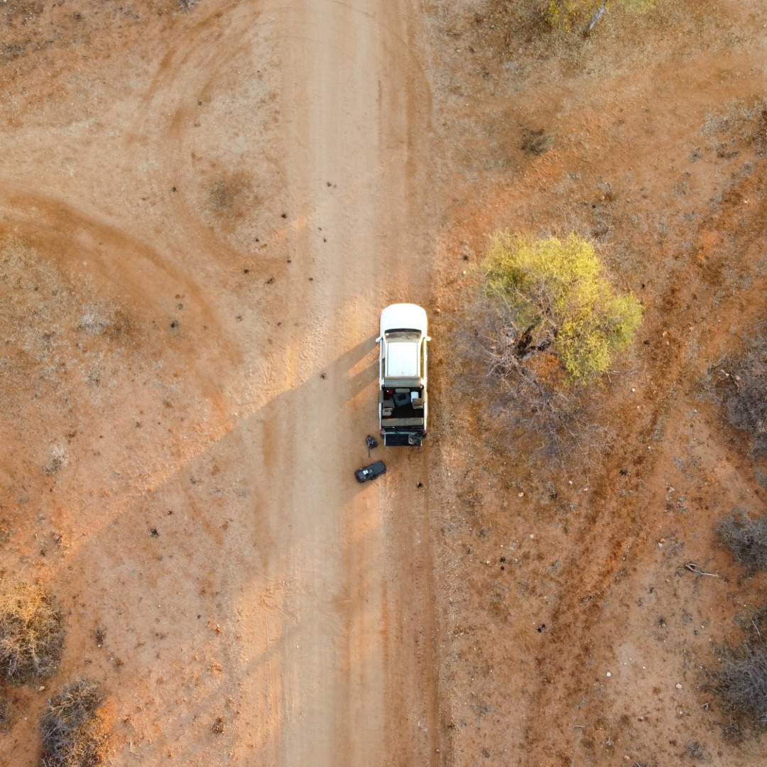 Vue aérienne d'un drone au dessus du désert
